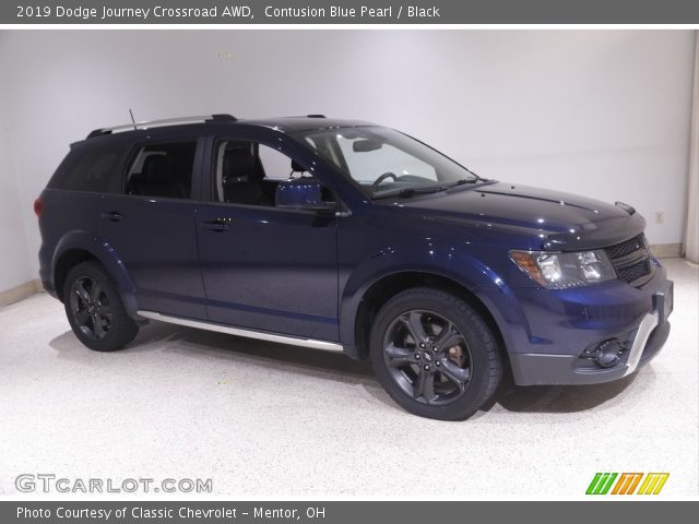 2019 Dodge Journey Crossroad AWD in Contusion Blue Pearl