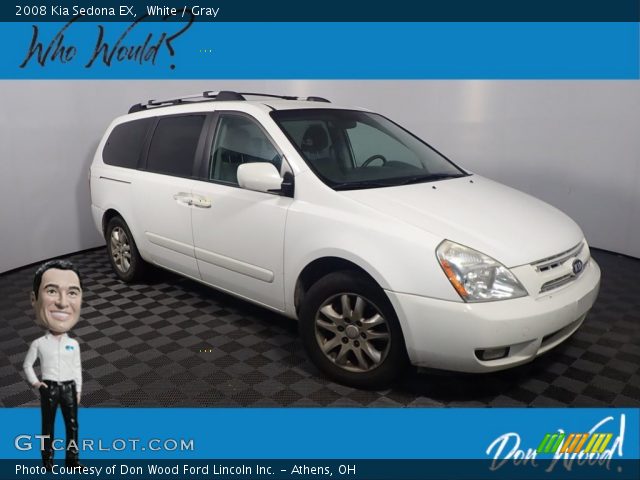 2008 Kia Sedona EX in White