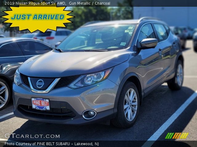 2019 Nissan Rogue Sport SV AWD in Gun Metallic