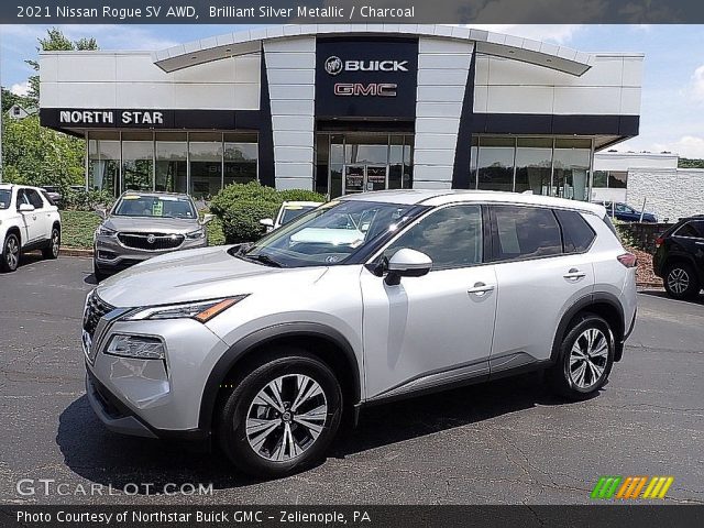 2021 Nissan Rogue SV AWD in Brilliant Silver Metallic