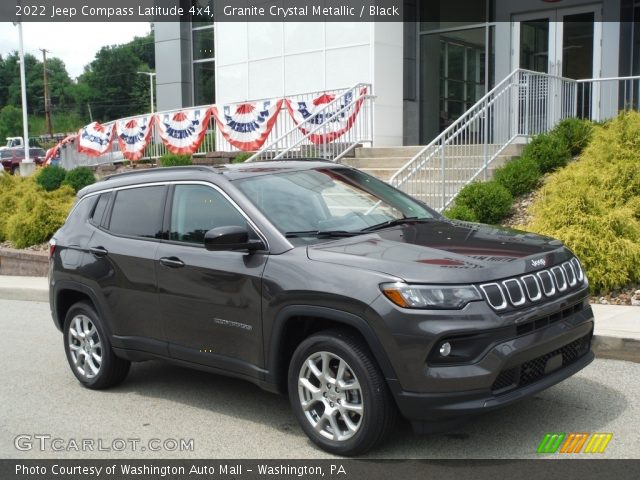 2022 Jeep Compass Latitude 4x4 in Granite Crystal Metallic
