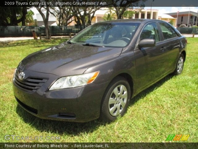 2009 Toyota Camry LE V6 in Magnetic Gray Metallic