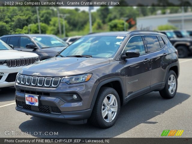 2022 Jeep Compass Latitude 4x4 in Granite Crystal Metallic