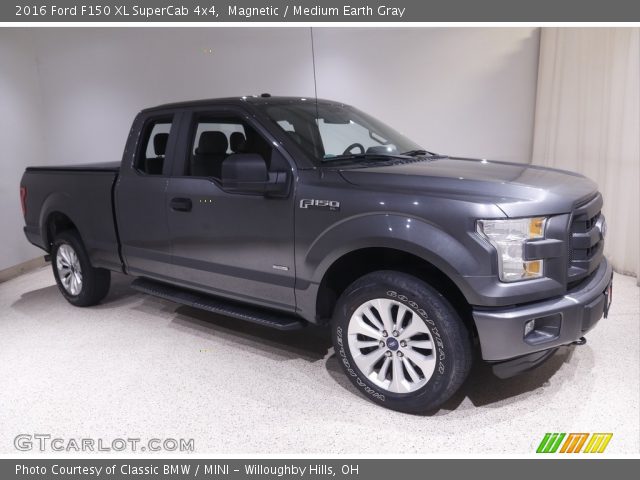 2016 Ford F150 XL SuperCab 4x4 in Magnetic