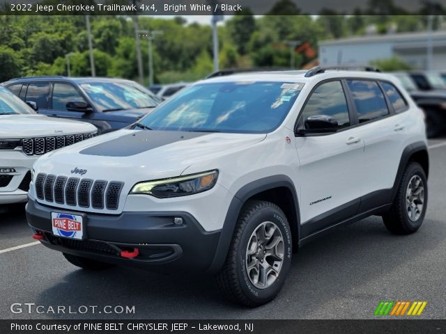 2022 Jeep Cherokee Trailhawk 4x4 in Bright White