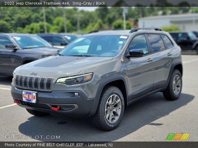 2022 Jeep Cherokee Trailhawk 4x4 in Sting-Gray