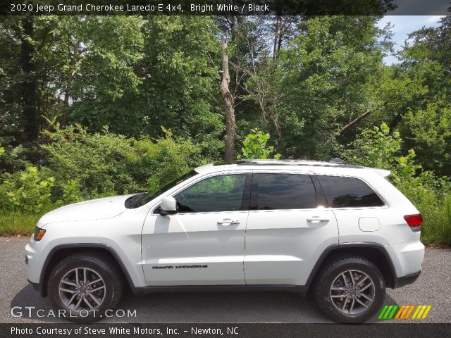 2020 Jeep Grand Cherokee Laredo E 4x4 in Bright White