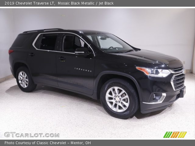 2019 Chevrolet Traverse LT in Mosaic Black Metallic