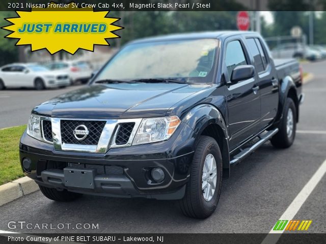 2021 Nissan Frontier SV Crew Cab 4x4 in Magnetic Black Pearl