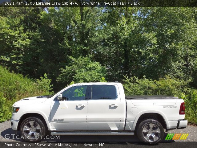 2021 Ram 1500 Laramie Crew Cab 4x4 in Ivory White Tri-Coat Pearl