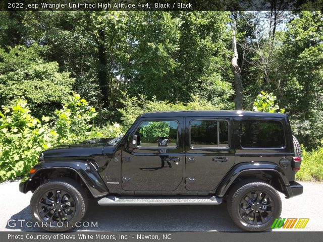 2022 Jeep Wrangler Unlimited High Altitude 4x4 in Black
