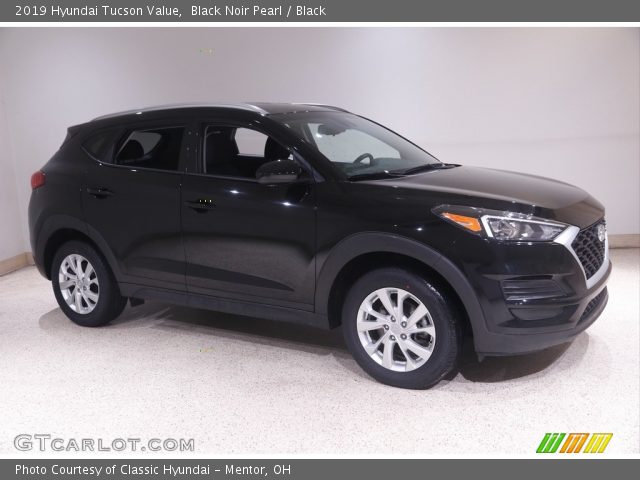 2019 Hyundai Tucson Value in Black Noir Pearl