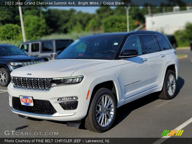 2022 Jeep Grand Cherokee Summit 4x4 in Bright White