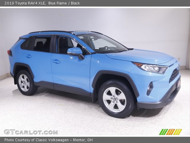 2019 Toyota RAV4 XLE in Blue Flame