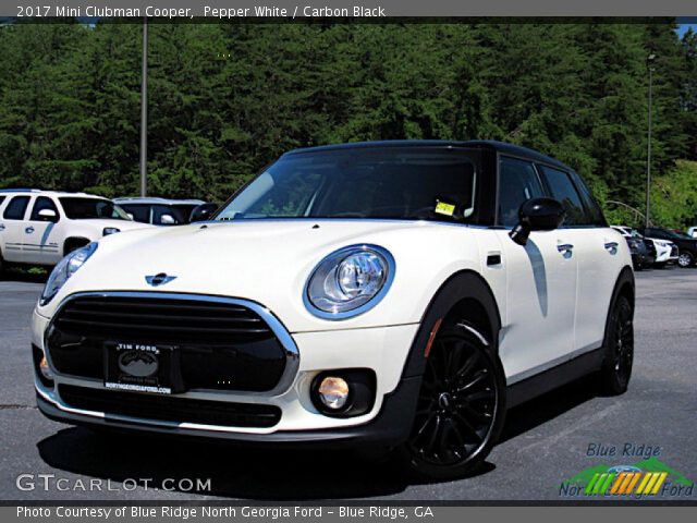 2017 Mini Clubman Cooper in Pepper White