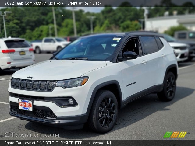 2022 Jeep Compass Altitude 4x4 in Bright White