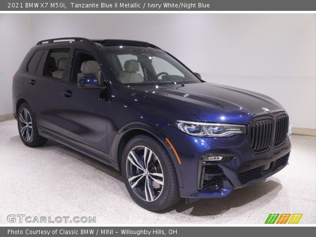 2021 BMW X7 M50i in Tanzanite Blue II Metallic