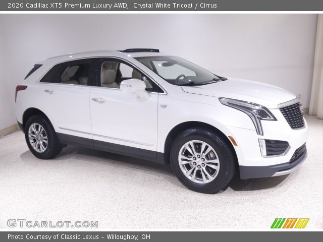 2020 Cadillac XT5 Premium Luxury AWD in Crystal White Tricoat