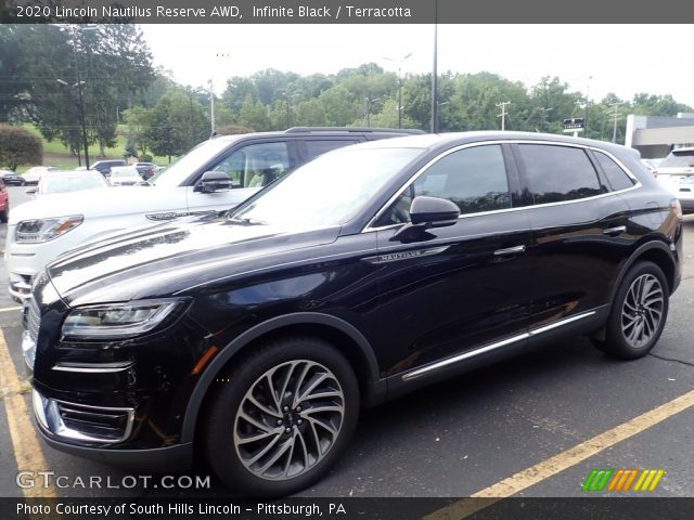 2020 Lincoln Nautilus Reserve AWD in Infinite Black