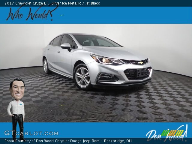 2017 Chevrolet Cruze LT in Silver Ice Metallic