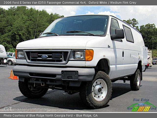 2006 Ford E Series Van E350 Passenger Commercial 4x4 in Oxford White