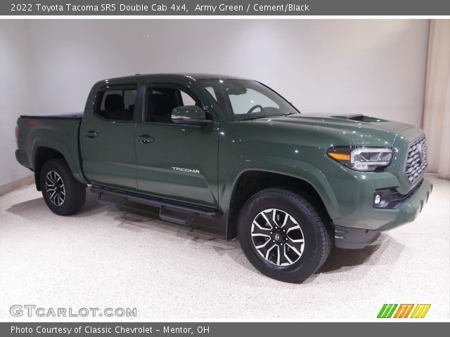 2022 Toyota Tacoma SR5 Double Cab 4x4 in Army Green