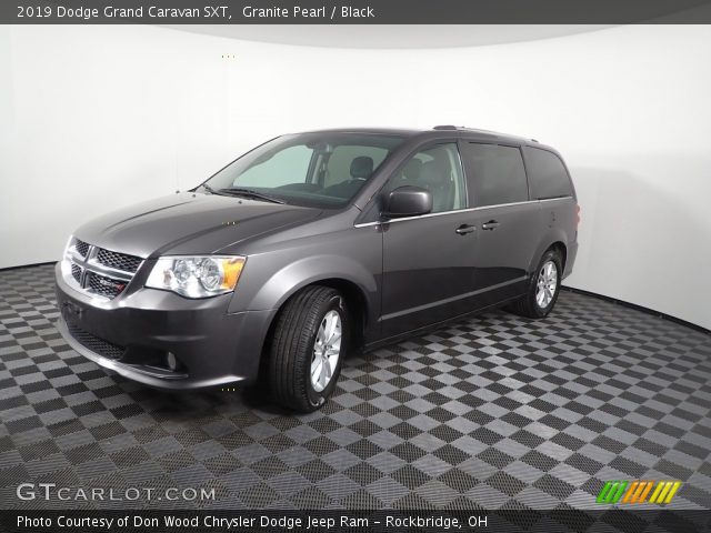 2019 Dodge Grand Caravan SXT in Granite Pearl