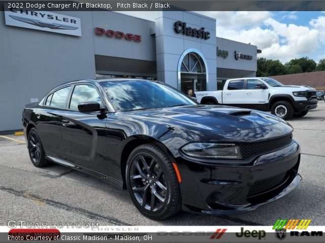 2022 Dodge Charger R/T Blacktop in Pitch Black