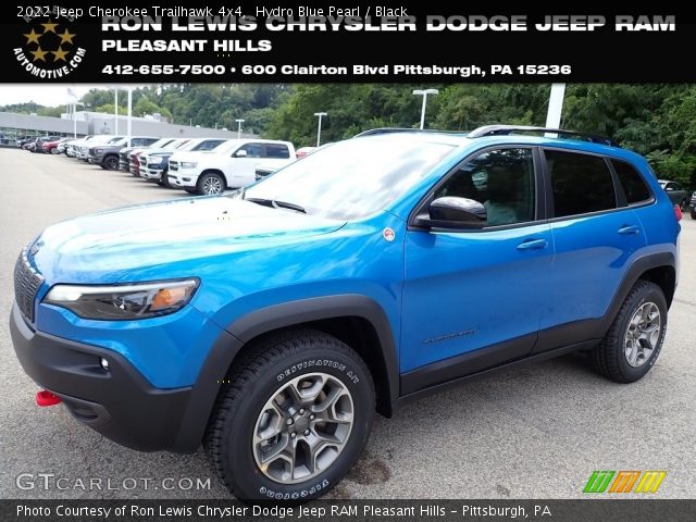 2022 Jeep Cherokee Trailhawk 4x4 in Hydro Blue Pearl