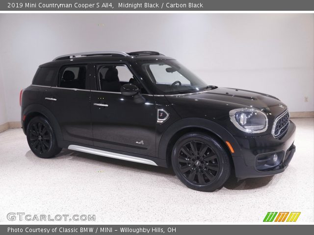 2019 Mini Countryman Cooper S All4 in Midnight Black