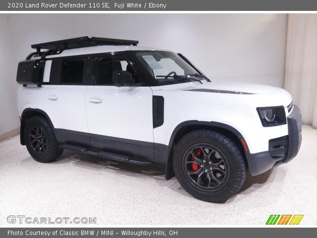 2020 Land Rover Defender 110 SE in Fuji White
