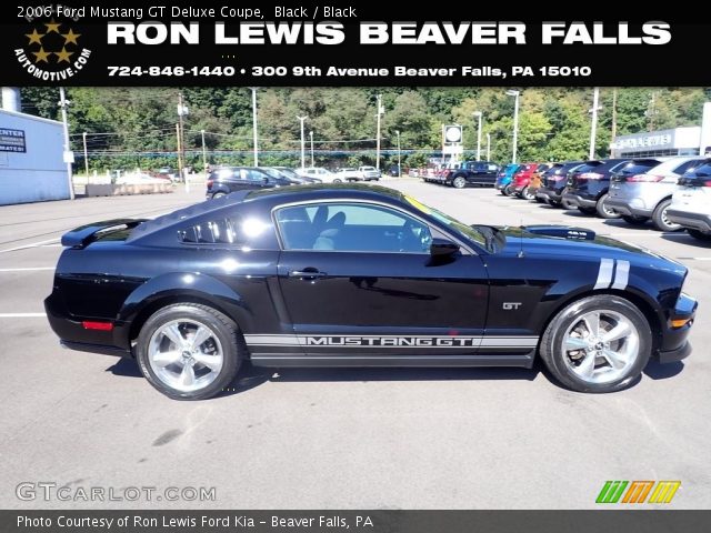 2006 Ford Mustang GT Deluxe Coupe in Black