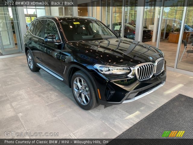 2022 BMW X3 xDrive30i in Black