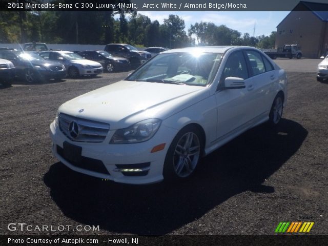 2012 Mercedes-Benz C 300 Luxury 4Matic in Arctic White