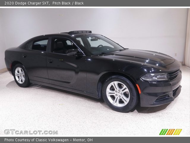 2020 Dodge Charger SXT in Pitch Black