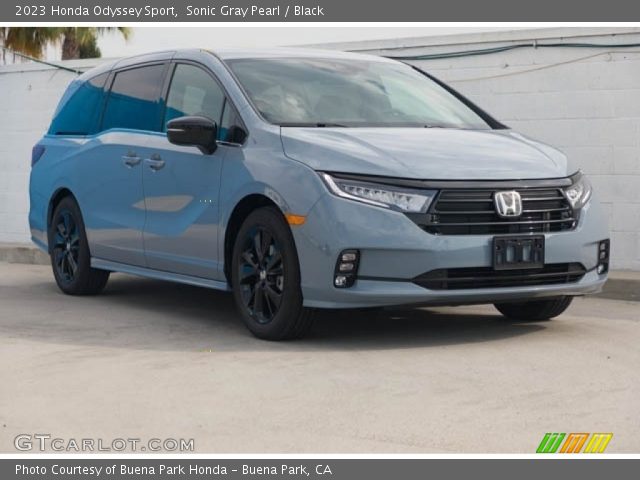 2023 Honda Odyssey Sport in Sonic Gray Pearl