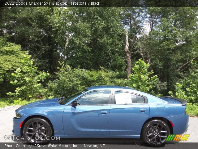 2022 Dodge Charger SXT Blacktop in Frostbite