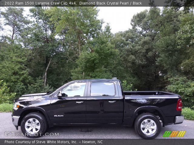 2022 Ram 1500 Laramie Crew Cab 4x4 in Diamond Black Crystal Pearl