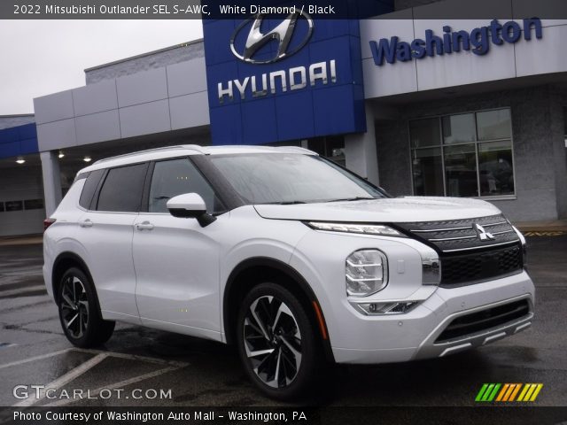 2022 Mitsubishi Outlander SEL S-AWC in White Diamond