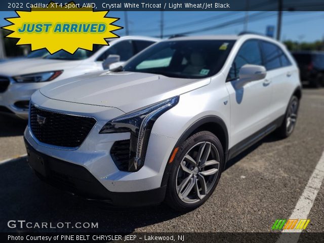 2022 Cadillac XT4 Sport AWD in Crystal White Tricoat