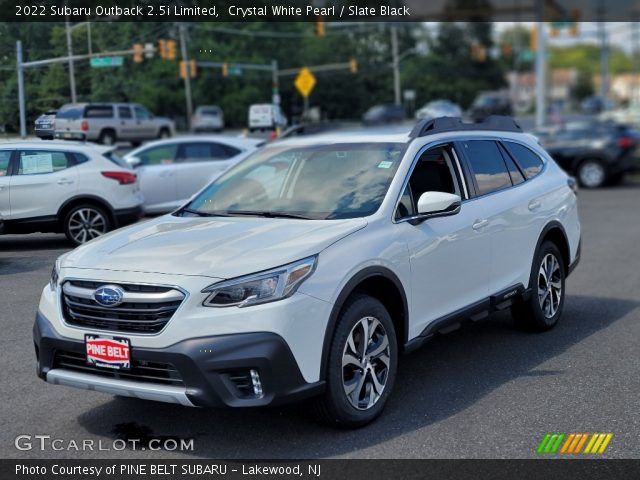 2022 Subaru Outback 2.5i Limited in Crystal White Pearl