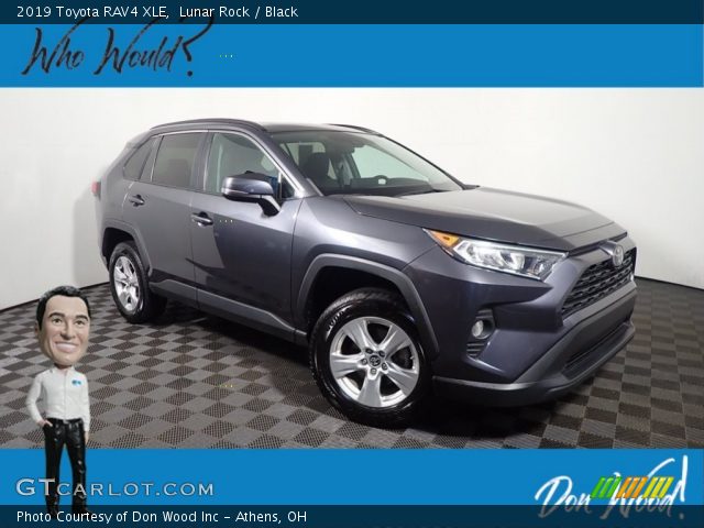 2019 Toyota RAV4 XLE in Lunar Rock