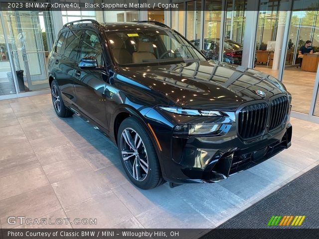 2023 BMW X7 xDrive40i in Black Sapphire Metallic