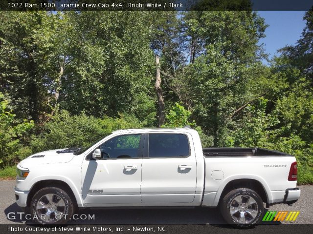 2022 Ram 1500 Laramie Crew Cab 4x4 in Bright White