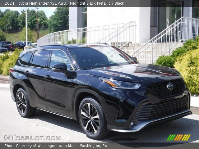 2021 Toyota Highlander XSE AWD in Midnight Black Metallic