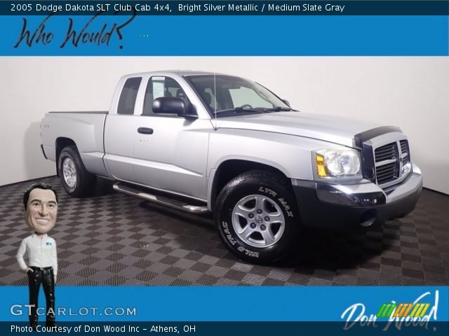 2005 Dodge Dakota SLT Club Cab 4x4 in Bright Silver Metallic