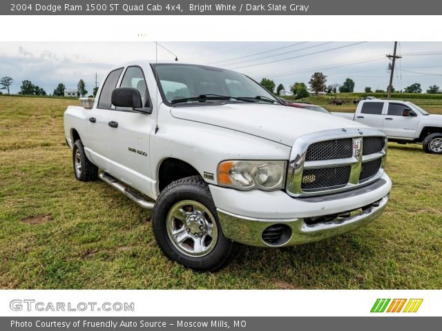 2004 Dodge Ram 1500 ST Quad Cab 4x4 in Bright White