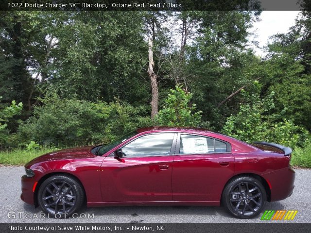 2022 Dodge Charger SXT Blacktop in Octane Red Pearl