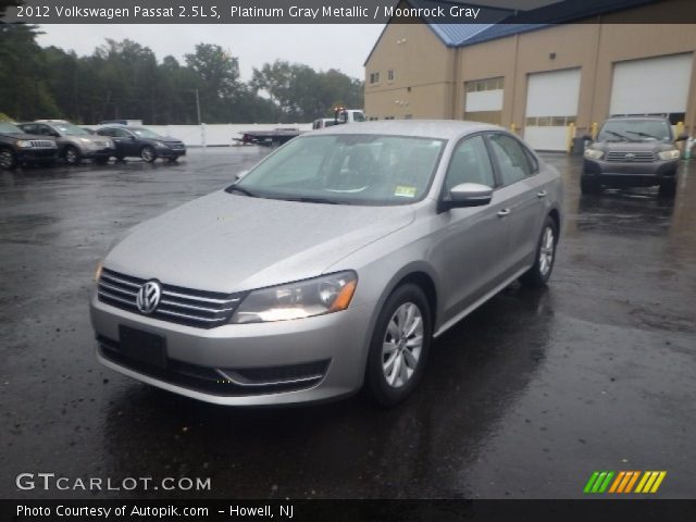 2012 Volkswagen Passat 2.5L S in Platinum Gray Metallic