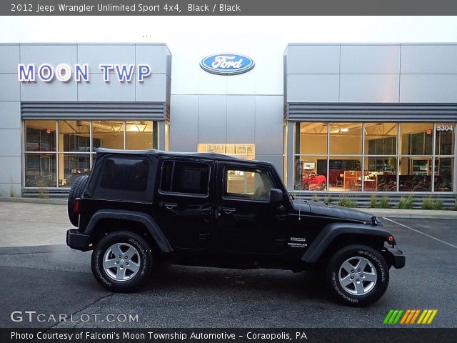 2012 Jeep Wrangler Unlimited Sport 4x4 in Black